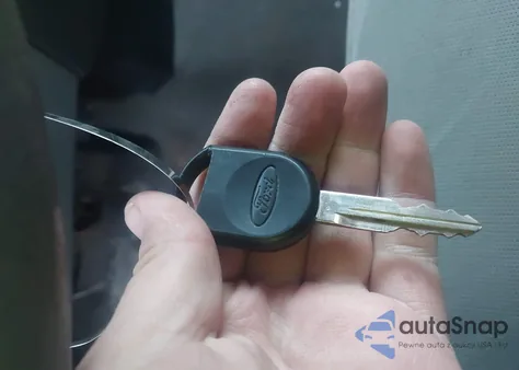 2007 Ford F-150 Fx4/Lariat/Xl/Xlt from USA, damaged, VIN 1FTPX14587FA05380